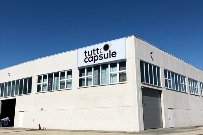 maxi insegna tuttocapsule